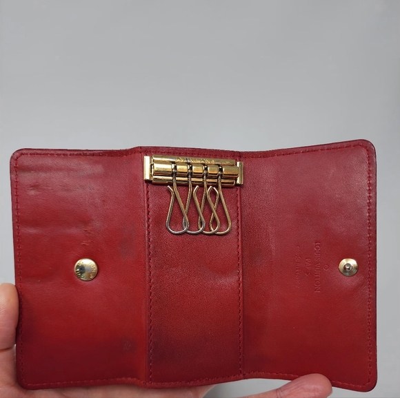 LV Vernis keycase, Dustbag, Box & Booklet - Picture 9 of 12